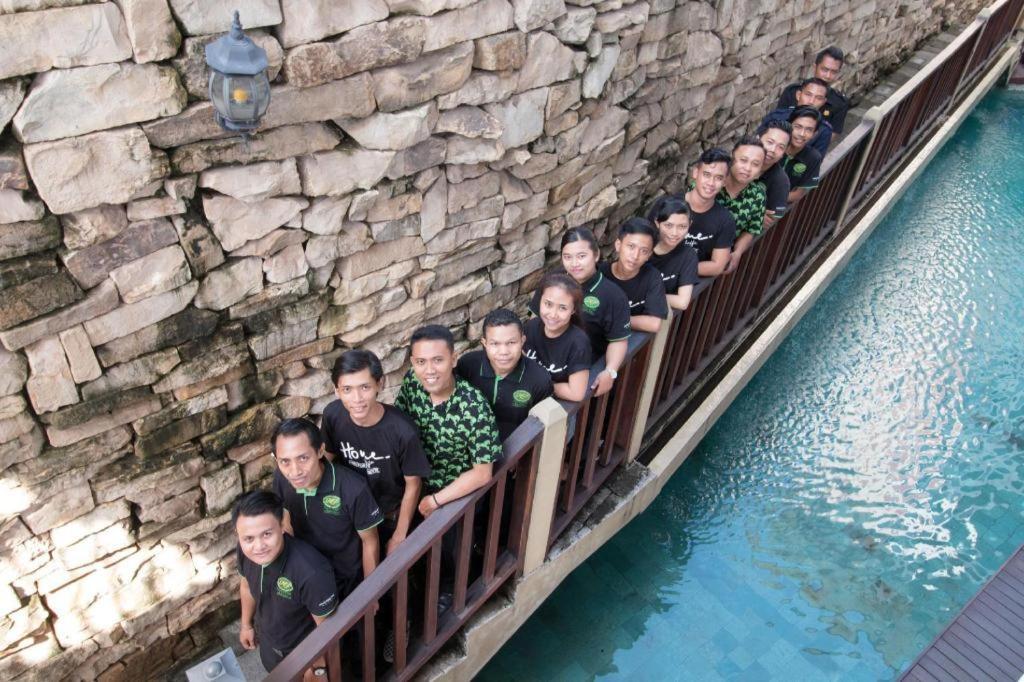 Hadi Poetra Hotel Kuta  Exterior photo