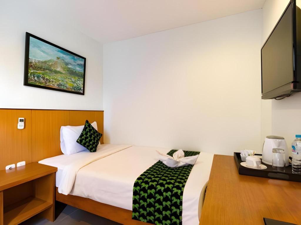Hadi Poetra Hotel Kuta  Exterior photo
