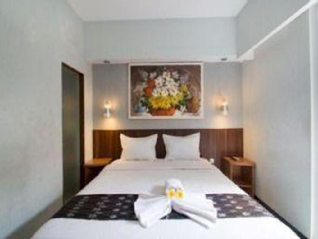 Hadi Poetra Hotel Kuta  Exterior photo