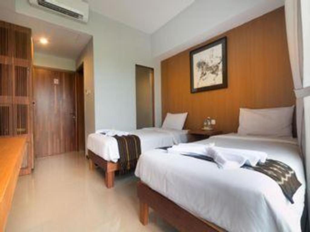 Hadi Poetra Hotel Kuta  Exterior photo
