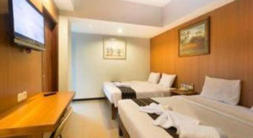 Hadi Poetra Hotel Kuta  Exterior photo