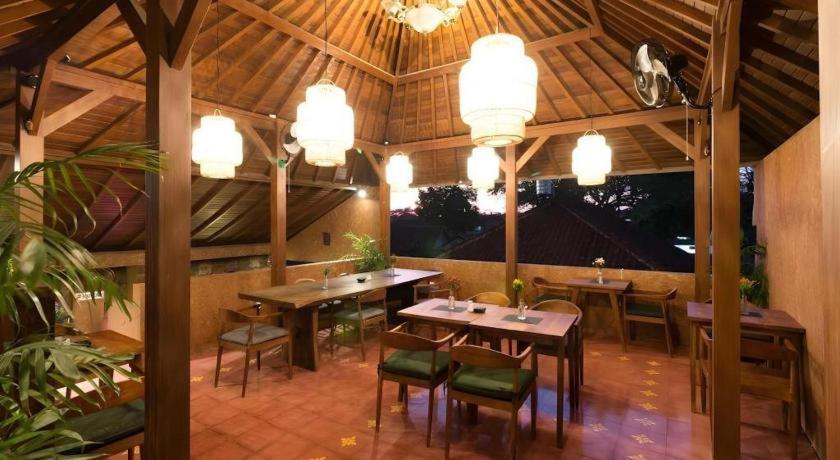 Hadi Poetra Hotel Kuta  Exterior photo