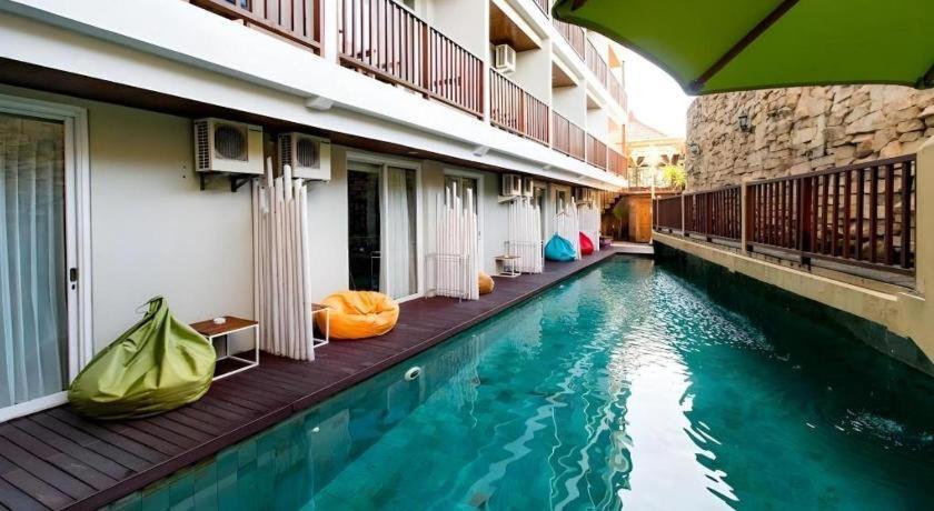 Hadi Poetra Hotel Kuta  Exterior photo